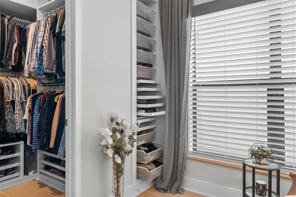 待售: $875,000 (3 贝兹, 3 浴室, 2038 平方英尺)