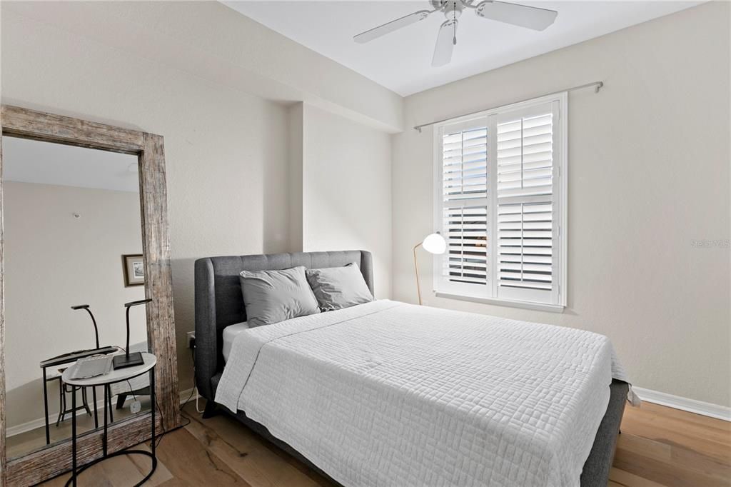 For Sale: $825,000 (3 beds, 2 baths, 1332 Square Feet)