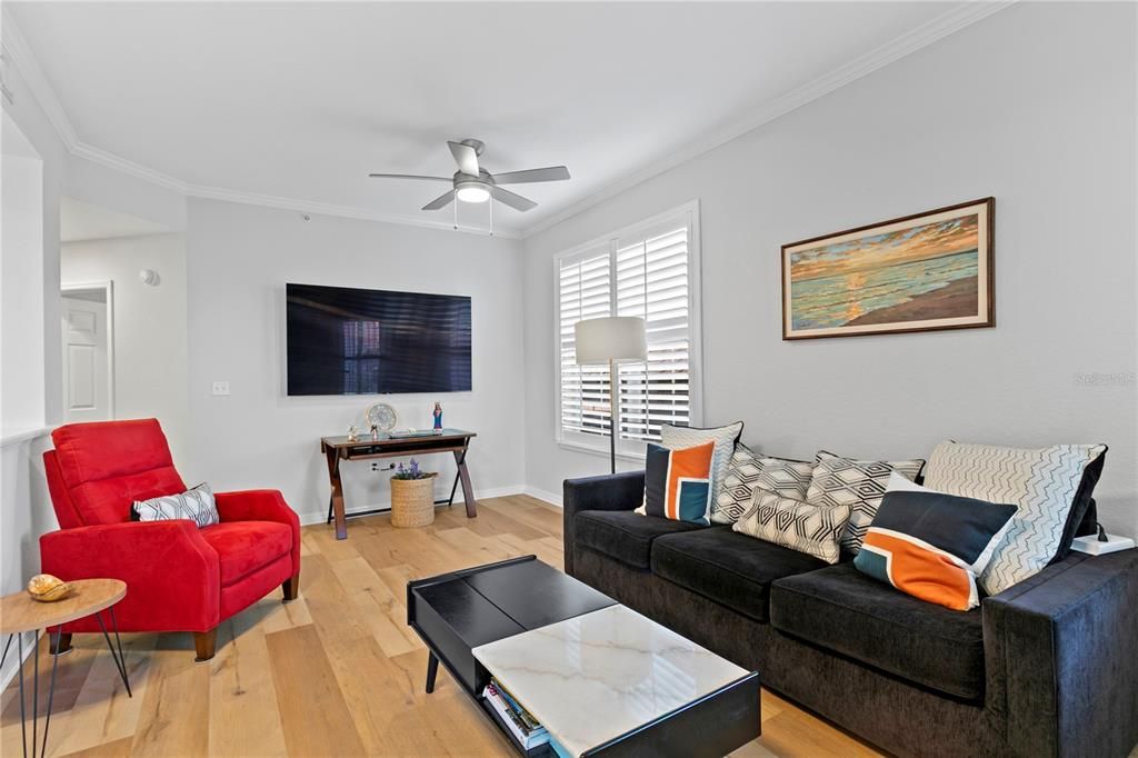 For Sale: $825,000 (3 beds, 2 baths, 1332 Square Feet)