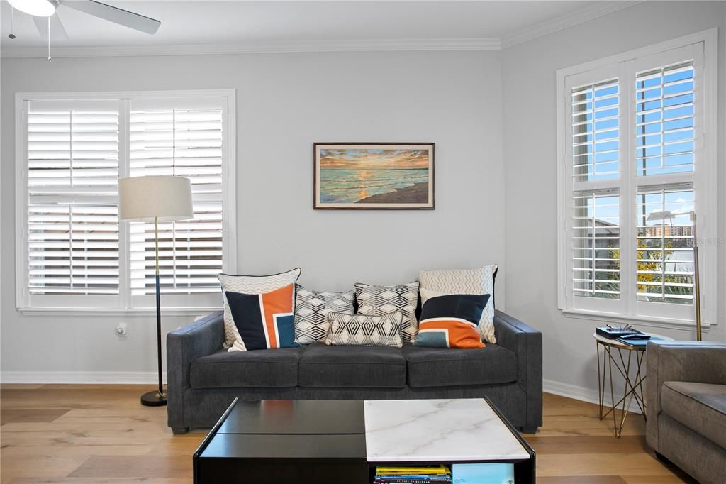 For Sale: $825,000 (3 beds, 2 baths, 1332 Square Feet)