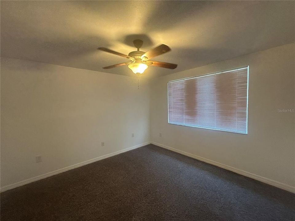 For Rent: $1,450 (2 beds, 1 baths, 848 Square Feet)