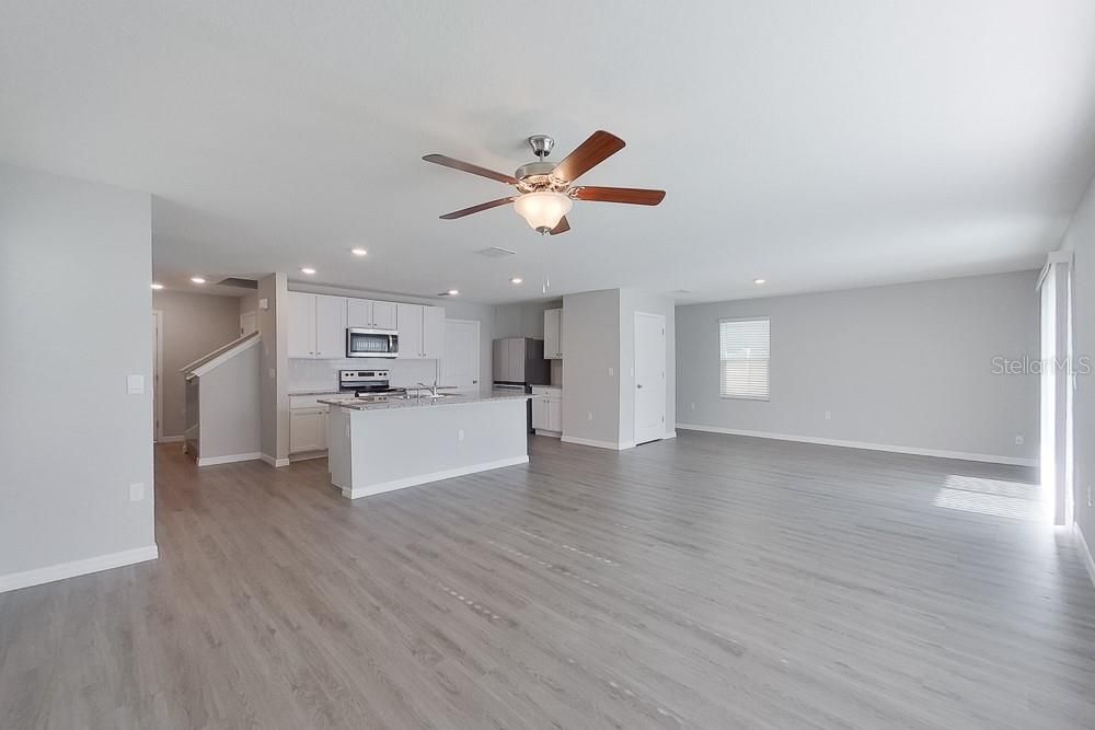 В аренду: $2,295 (4 спален, 2 ванн, 2176 Квадратных фут)