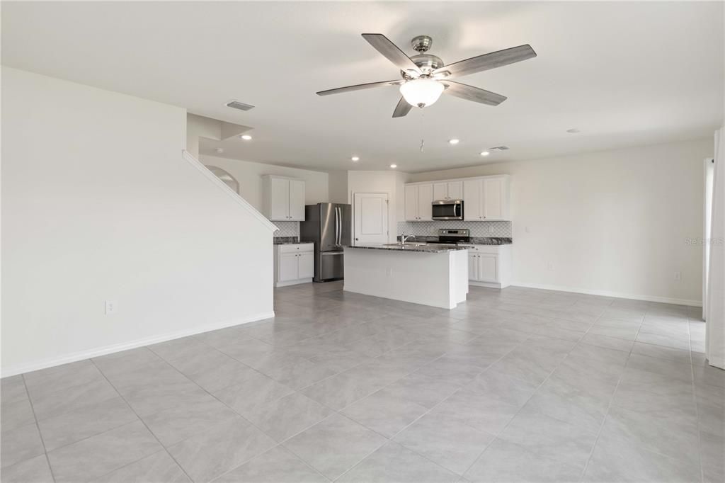 В аренду: $3,400 (5 спален, 3 ванн, 2674 Квадратных фут)