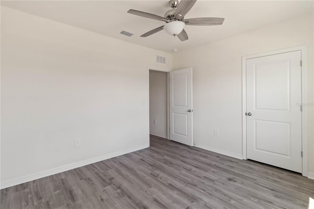 В аренду: $3,400 (5 спален, 3 ванн, 2674 Квадратных фут)