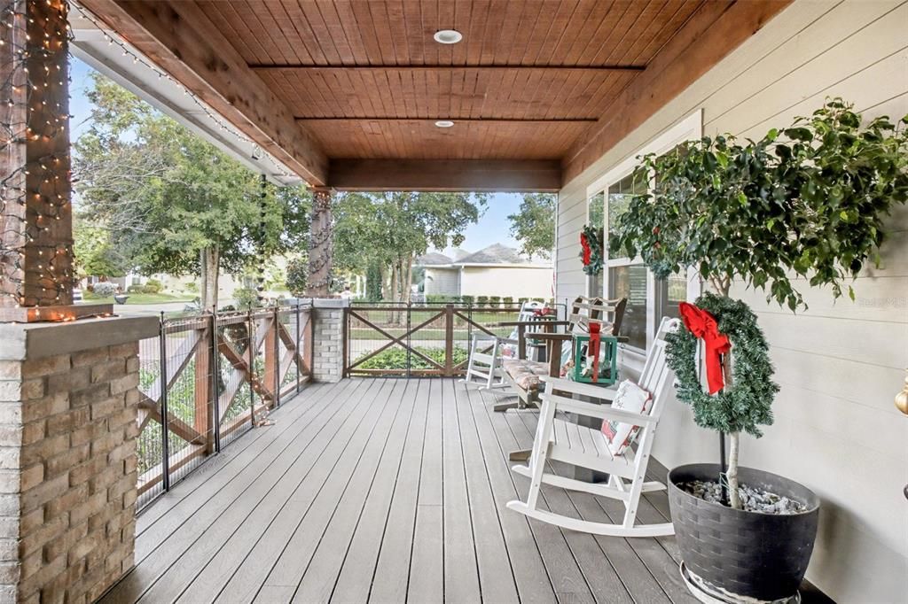 En Venta: $670,000 (3 camas, 2 baños, 2456 Pies cuadrados)