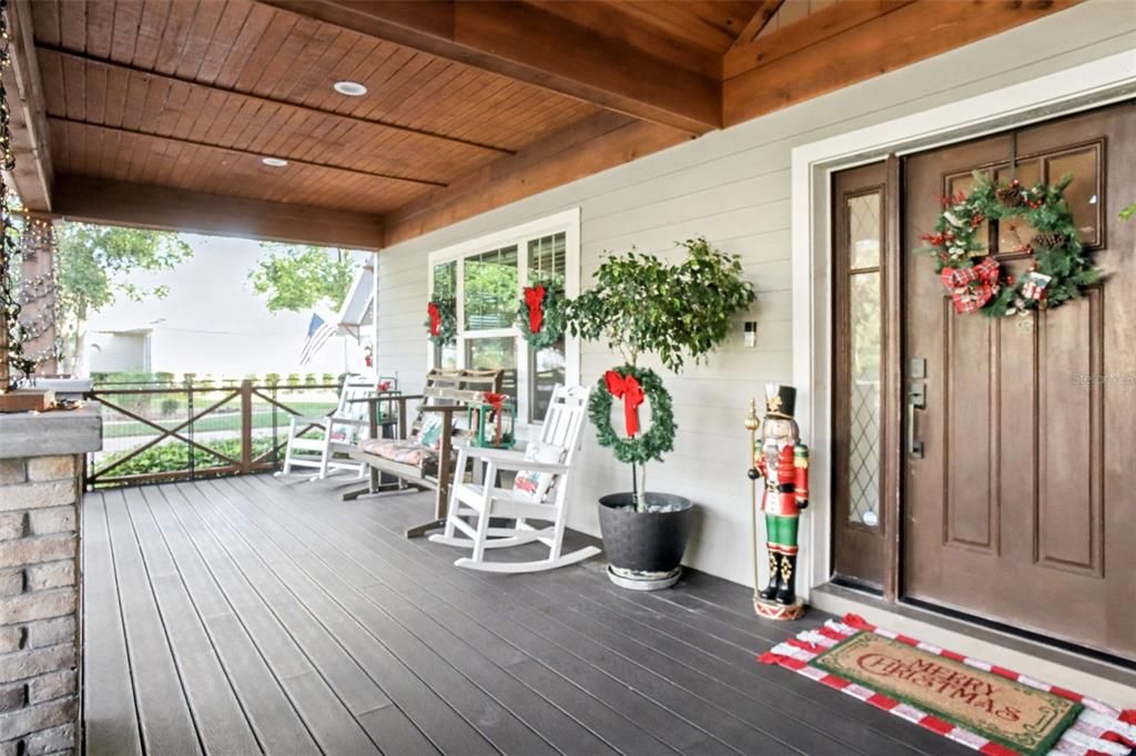 En Venta: $670,000 (3 camas, 2 baños, 2456 Pies cuadrados)