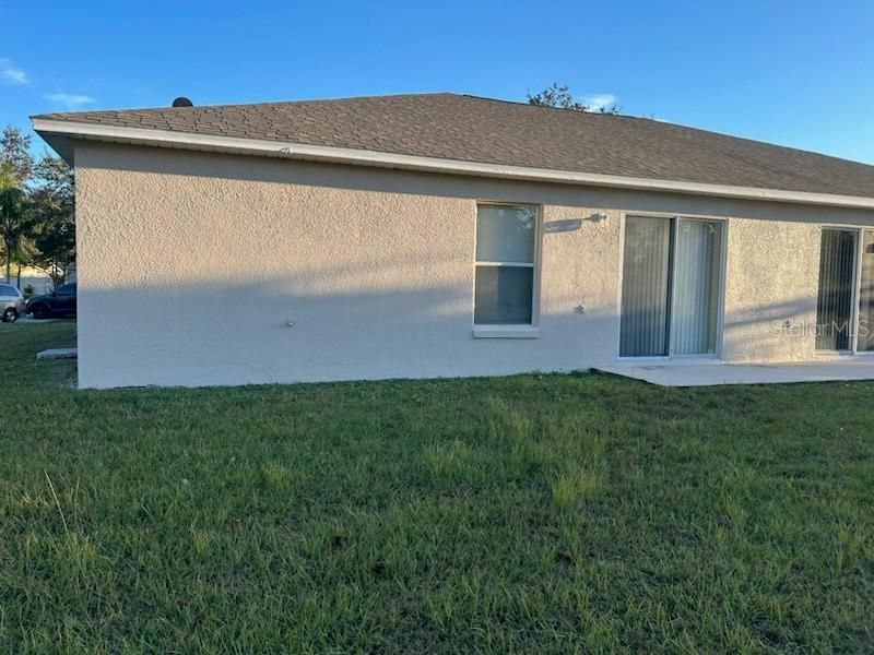 For Rent: $1,500 (3 beds, 2 baths, 1311 Square Feet)