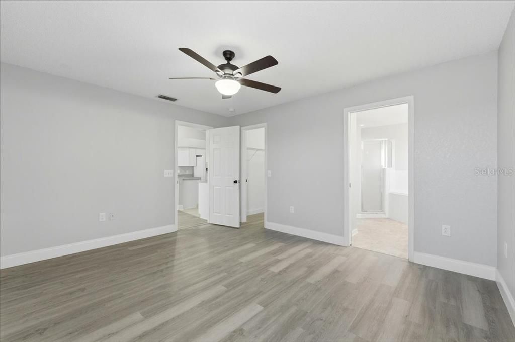 En Renta: $1,950 (4 camas, 2 baños, 1858 Pies cuadrados)