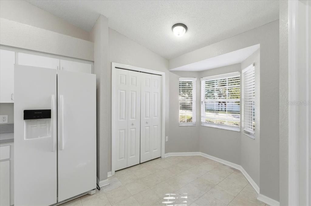 En Renta: $1,950 (4 camas, 2 baños, 1858 Pies cuadrados)