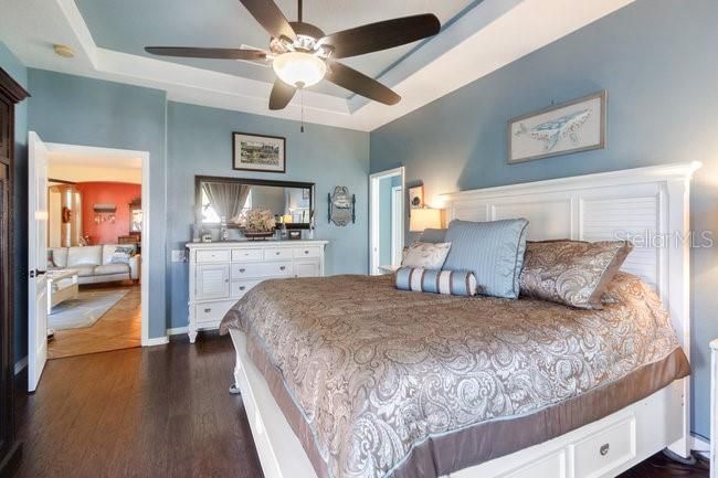 For Sale: $459,900 (3 beds, 2 baths, 2065 Square Feet)