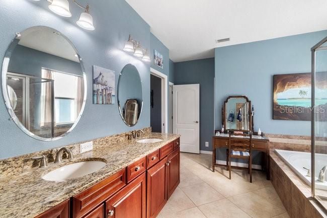 For Sale: $459,900 (3 beds, 2 baths, 2065 Square Feet)