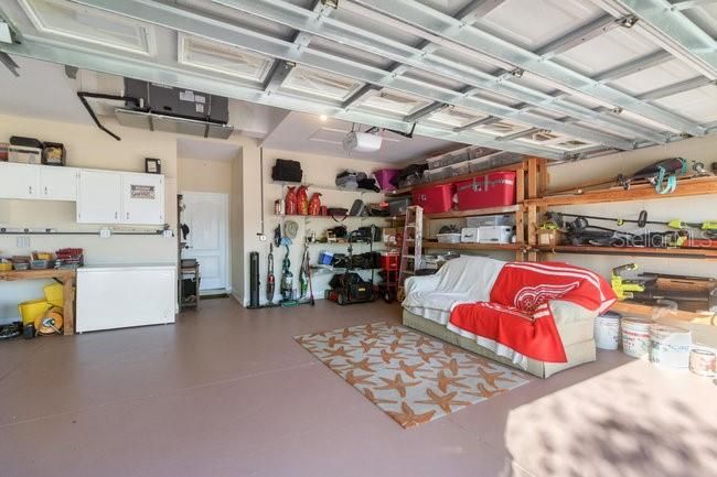 For Sale: $459,900 (3 beds, 2 baths, 2065 Square Feet)