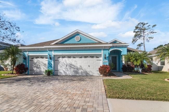 For Sale: $459,900 (3 beds, 2 baths, 2065 Square Feet)