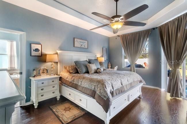 For Sale: $459,900 (3 beds, 2 baths, 2065 Square Feet)