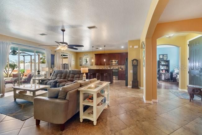 For Sale: $459,900 (3 beds, 2 baths, 2065 Square Feet)