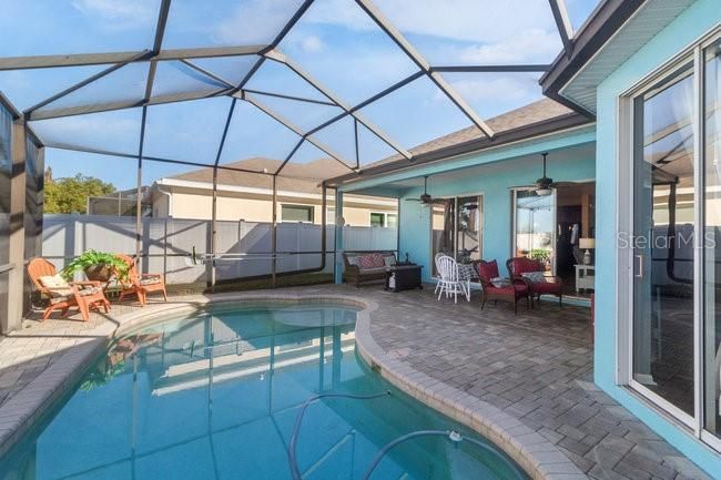 For Sale: $459,900 (3 beds, 2 baths, 2065 Square Feet)