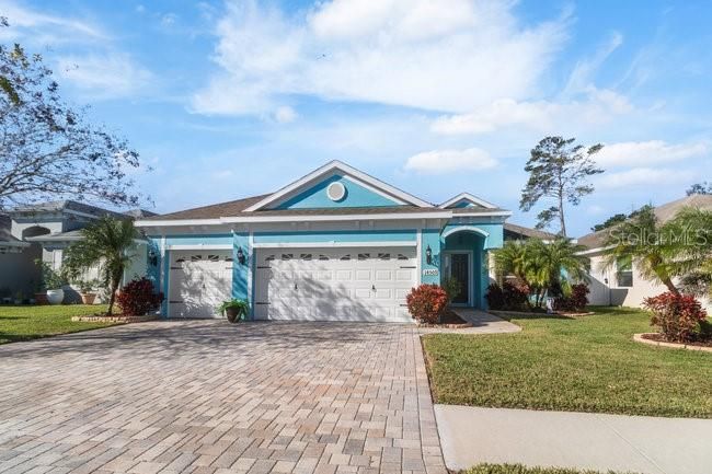 For Sale: $459,900 (3 beds, 2 baths, 2065 Square Feet)