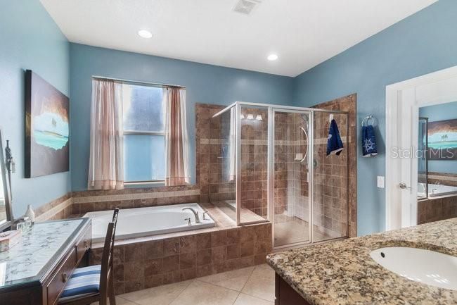 For Sale: $459,900 (3 beds, 2 baths, 2065 Square Feet)