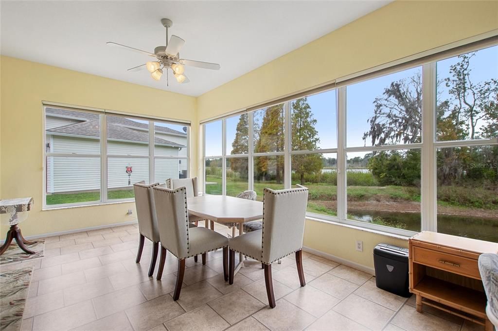 For Sale: $310,000 (1 beds, 1 baths, 1211 Square Feet)