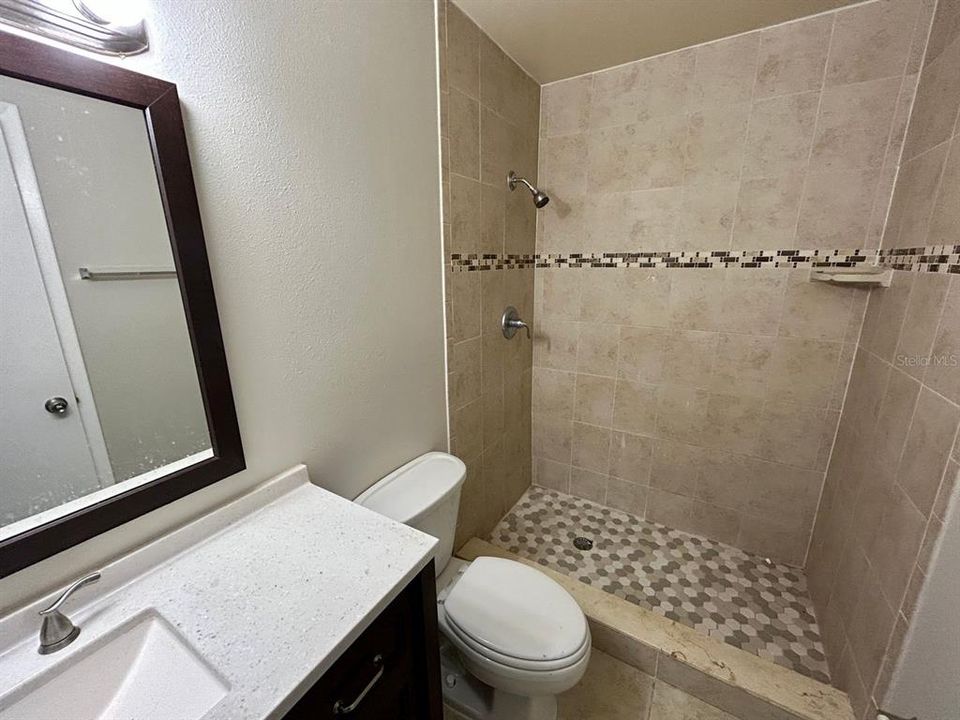 В аренду: $2,098 (4 спален, 2 ванн, 1263 Квадратных фут)