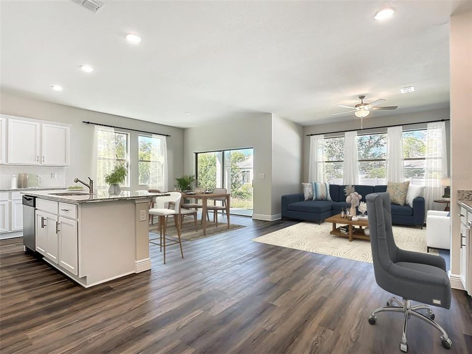 For Sale: $299,900 (3 beds, 2 baths, 1572 Square Feet)