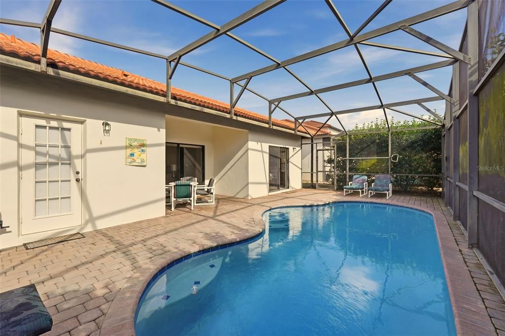 На продажу: $425,000 (4 спален, 3 ванн, 1638 Квадратных фут)