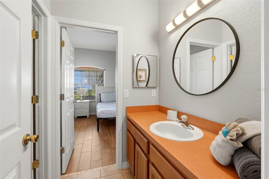 На продажу: $425,000 (4 спален, 3 ванн, 1638 Квадратных фут)