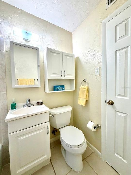 For Sale: $144,500 (2 beds, 1 baths, 645 Square Feet)