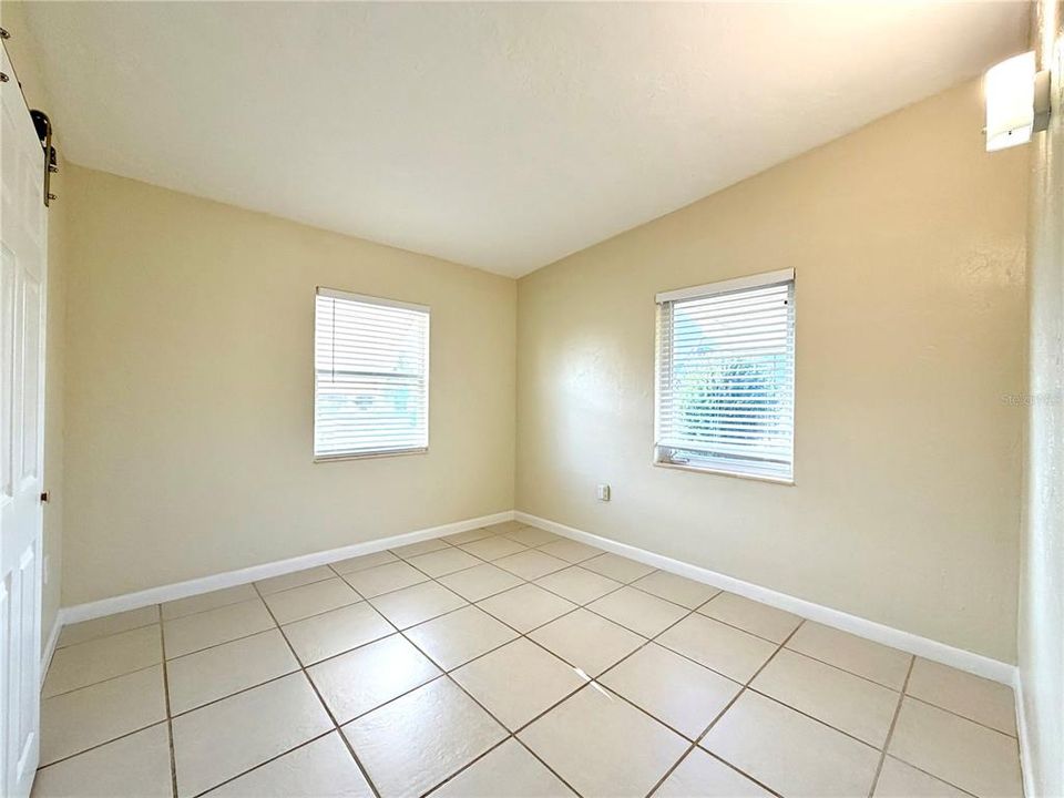 For Sale: $144,500 (2 beds, 1 baths, 645 Square Feet)