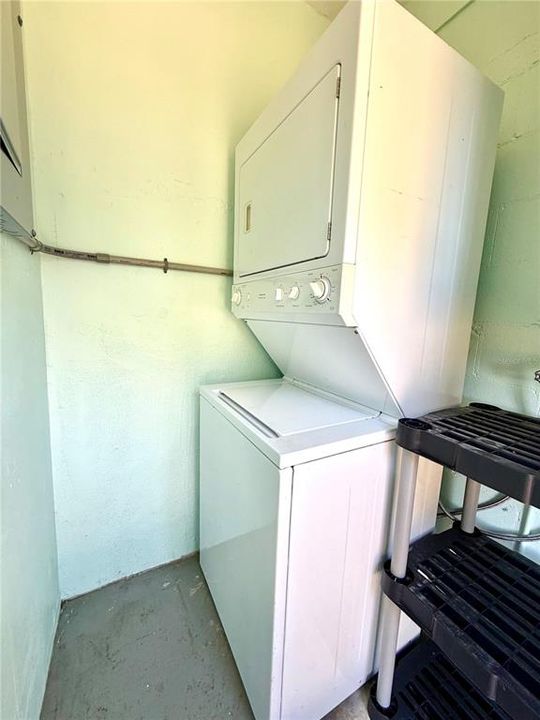 For Sale: $144,500 (2 beds, 1 baths, 645 Square Feet)