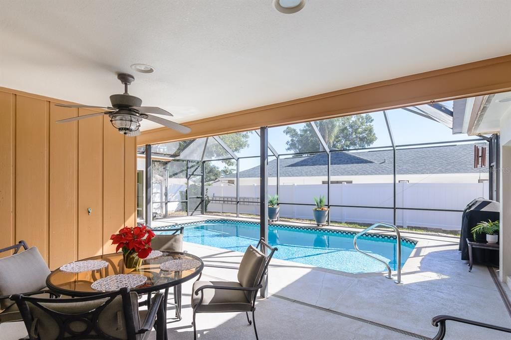 待售: $765,000 (4 贝兹, 2 浴室, 2623 平方英尺)