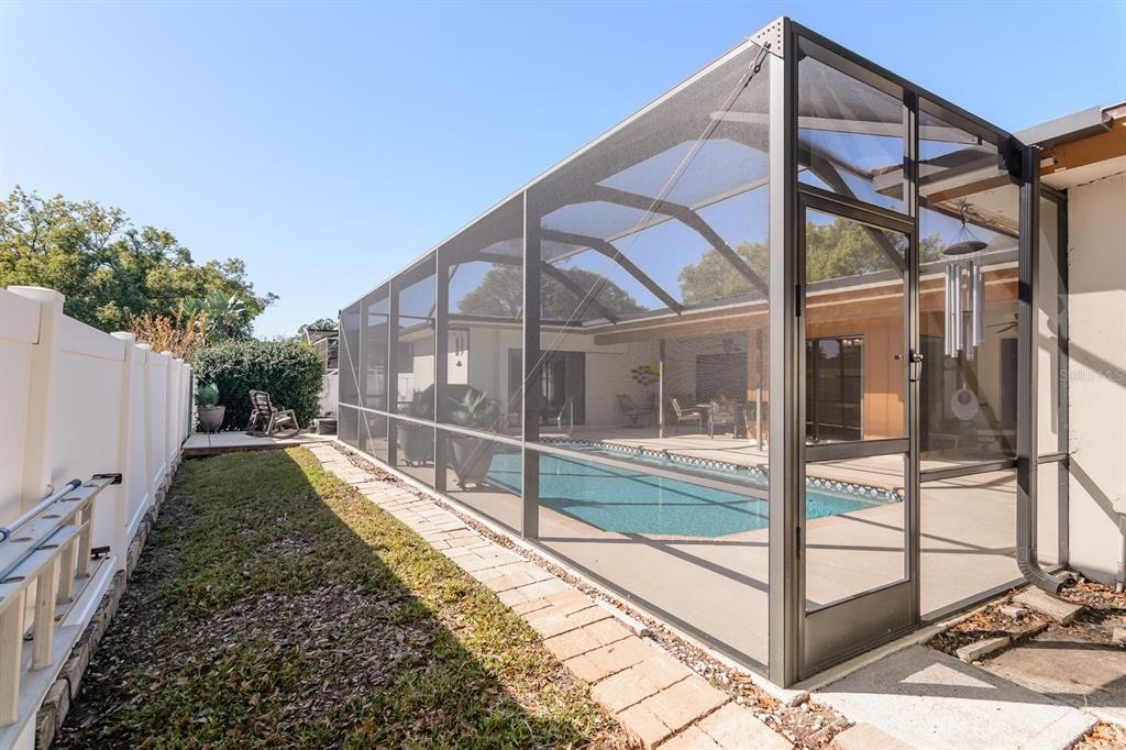 待售: $765,000 (4 贝兹, 2 浴室, 2623 平方英尺)