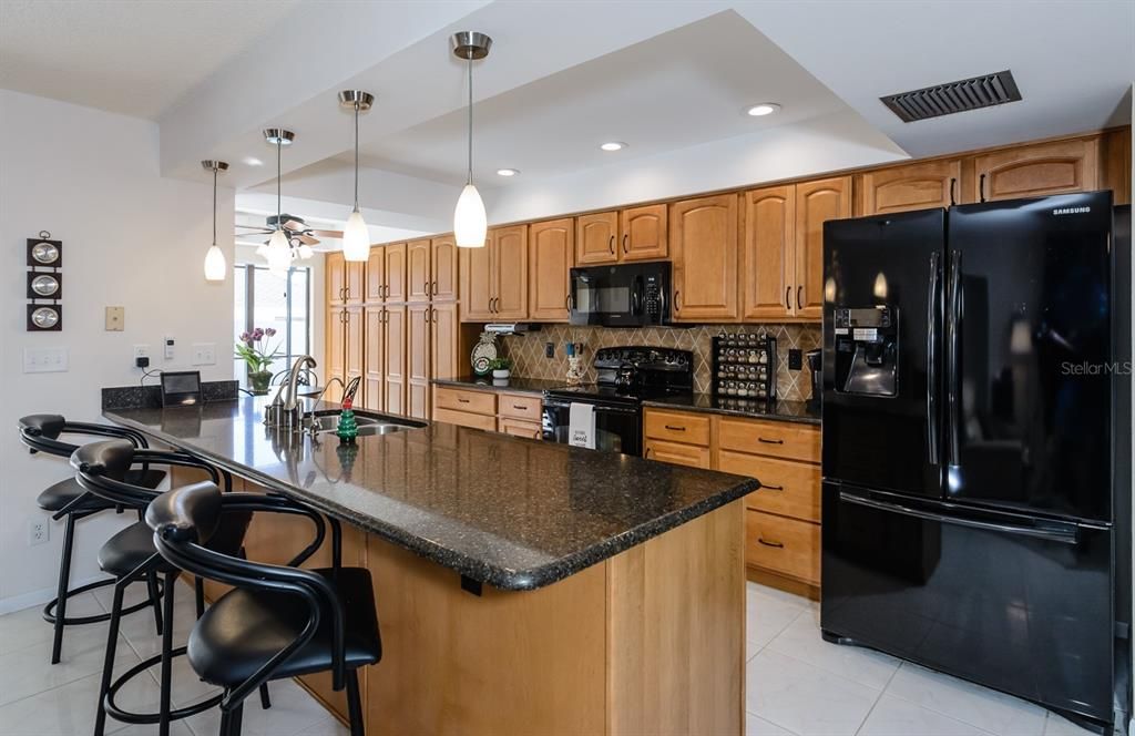 待售: $765,000 (4 贝兹, 2 浴室, 2623 平方英尺)