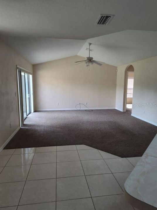 For Rent: $2,250 (4 beds, 3 baths, 2338 Square Feet)