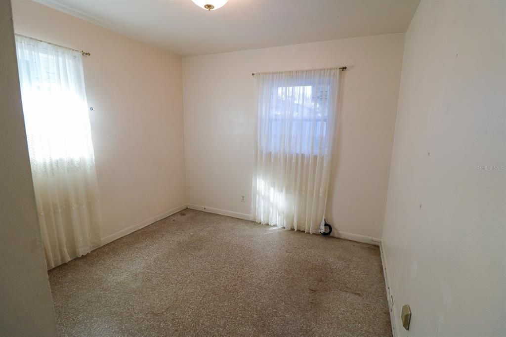 待售: $308,000 (3 贝兹, 2 浴室, 1281 平方英尺)