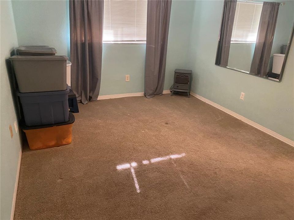 For Sale: $104,900 (2 beds, 2 baths, 912 Square Feet)