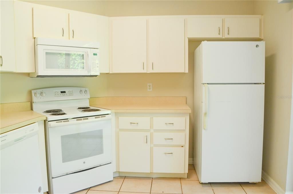 En Renta: $1,550 (2 camas, 2 baños, 1029 Pies cuadrados)