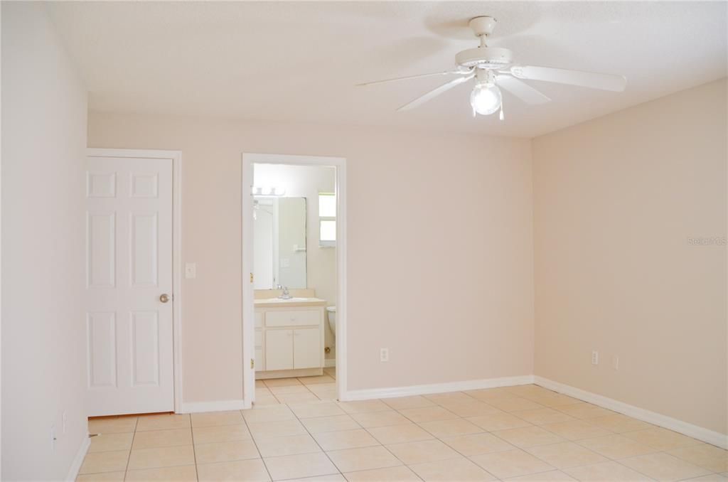 En Renta: $1,550 (2 camas, 2 baños, 1029 Pies cuadrados)