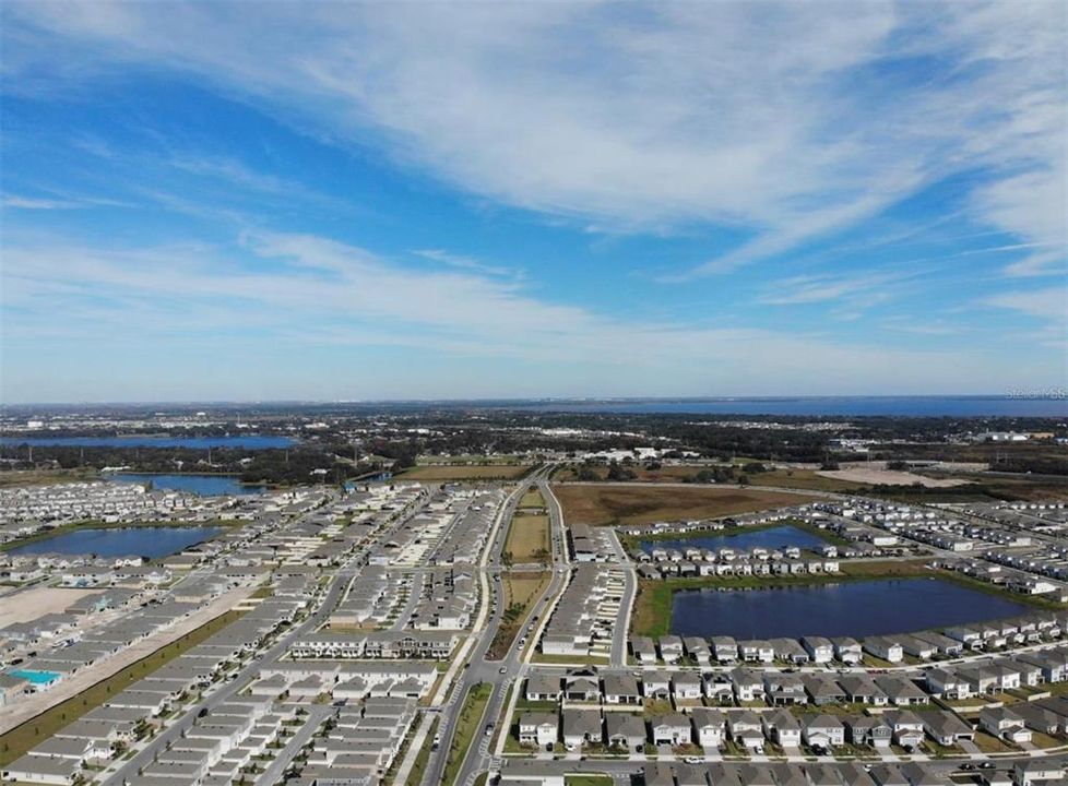 En Renta: $2,850 (4 camas, 3 baños, 2346 Pies cuadrados)