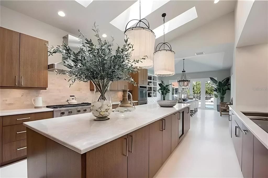 For Sale: $4,000,000 (4 beds, 4 baths, 4335 Square Feet)