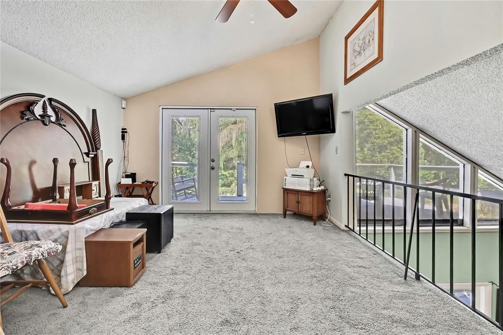 待售: $279,900 (2 贝兹, 2 浴室, 1286 平方英尺)