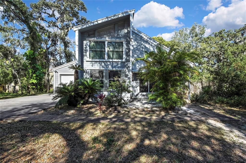 待售: $279,900 (2 贝兹, 2 浴室, 1286 平方英尺)