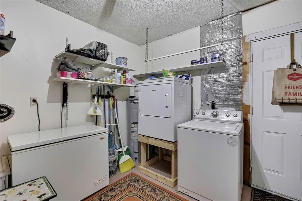 待售: $279,900 (2 贝兹, 2 浴室, 1286 平方英尺)