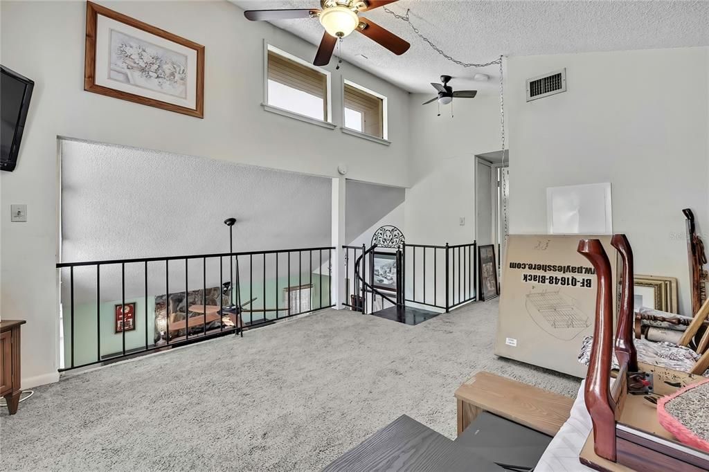 待售: $279,900 (2 贝兹, 2 浴室, 1286 平方英尺)