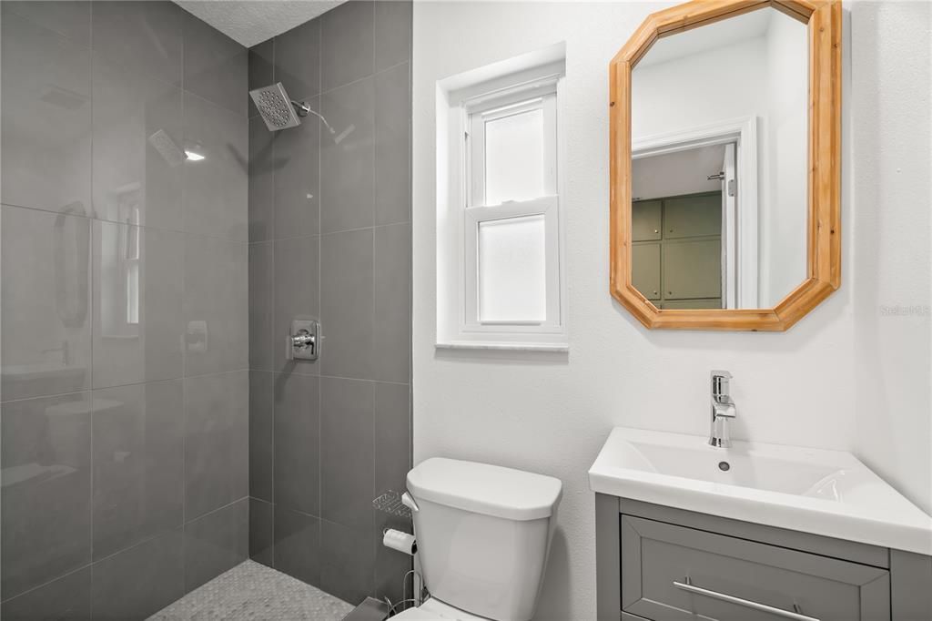 For Rent: $2,900 (2 beds, 2 baths, 1456 Square Feet)