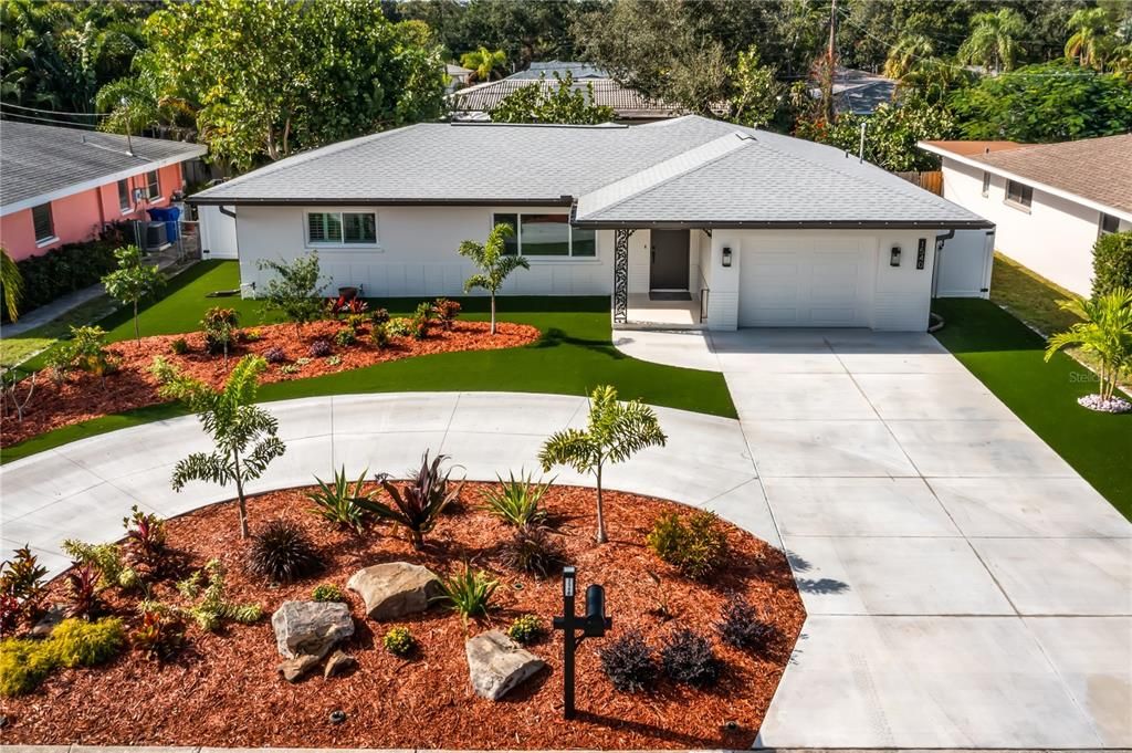 For Rent: $2,900 (2 beds, 2 baths, 1456 Square Feet)