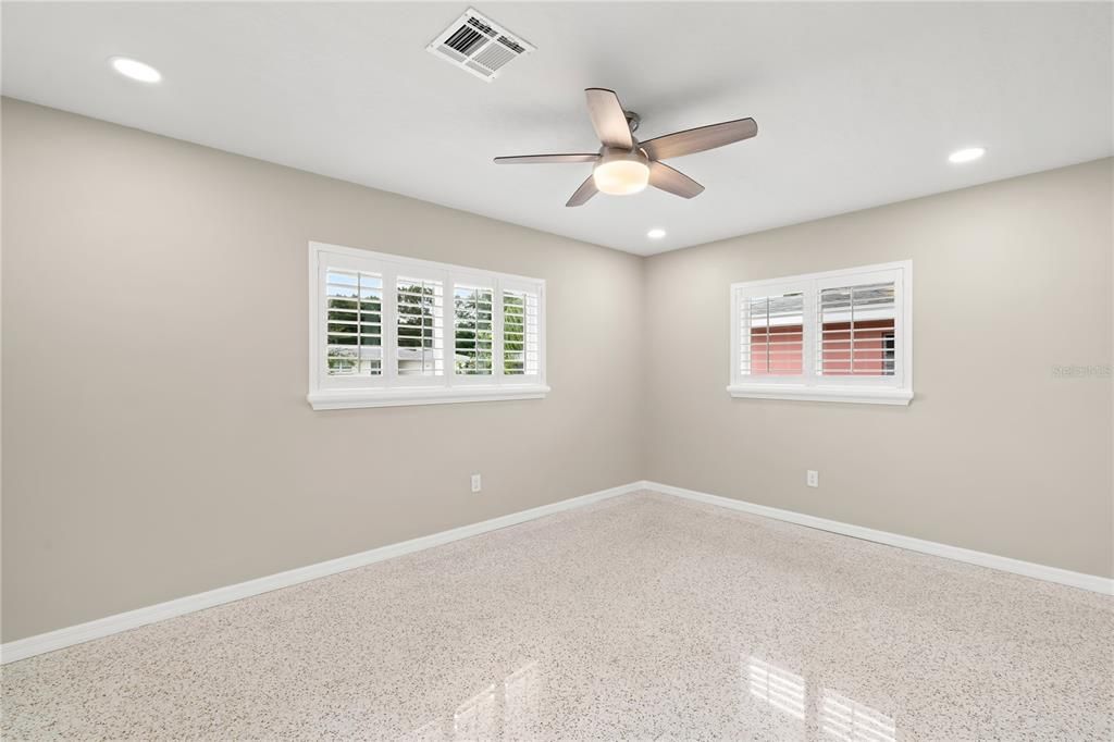 For Rent: $2,900 (2 beds, 2 baths, 1456 Square Feet)