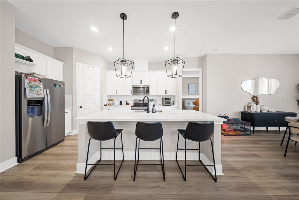 В аренду: $4,650 (4 спален, 3 ванн, 2082 Квадратных фут)