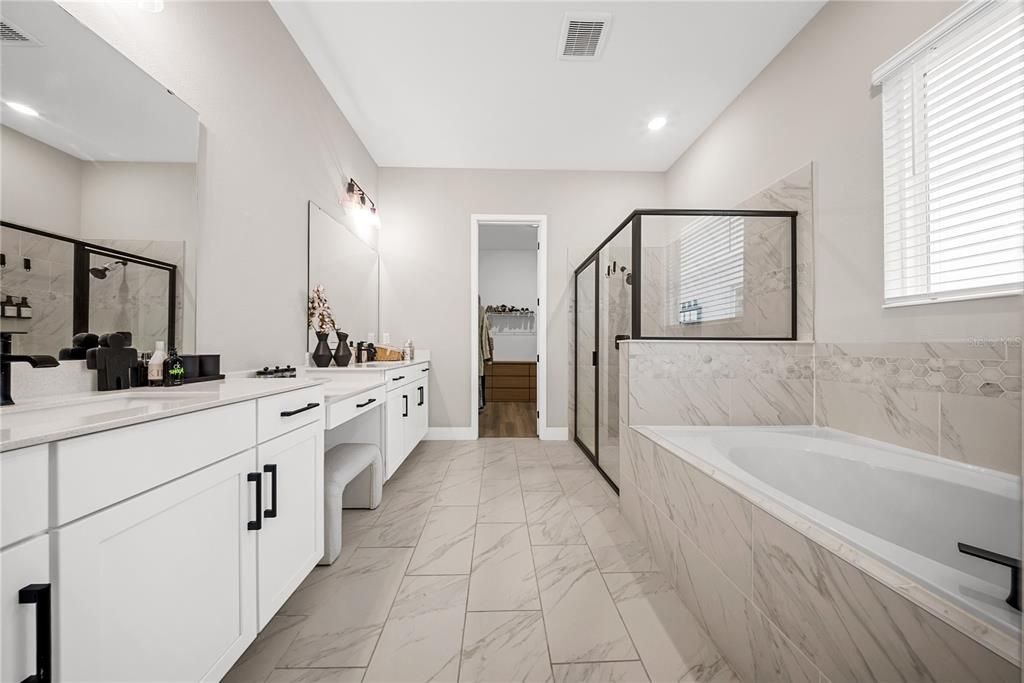 В аренду: $4,650 (4 спален, 3 ванн, 2082 Квадратных фут)