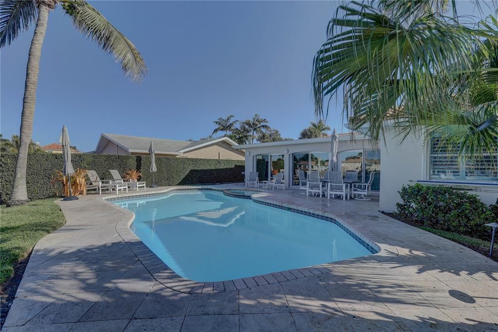 For Sale: $1,650,000 (4 beds, 3 baths, 2343 Square Feet)